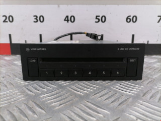 CD-чейнджер Volkswagen Passat B6 2008, 2.0 л., АКПП, универсал, 3C0057110A