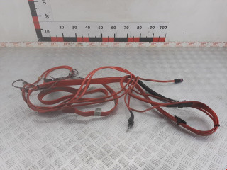 плюсовой провод аккумулятора BMW 5 серия F07/F10/F11 2011, 2.0 л., АКПП, универсал, 61129217036