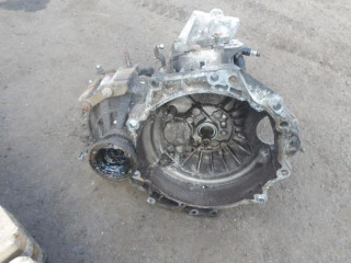 КПП механическая (МКПП) Volkswagen Golf 3 поколение 2000, 1.4 л., МКПП, DUW