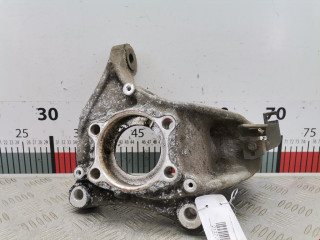 кулак поворотный правый Volkswagen Passat B6 2005, 1.6 л., МКПП, универсал, 3C0407254F
