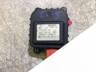 моторчик заслонки печки Volkswagen Passat B5 1999, 8D2820511D, 0132801118