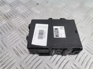 блок управления АКПП Toyota Prius 3 поколение 2009, 1.8 л., АКПП, хетчбэк 5 дв., 8999047063