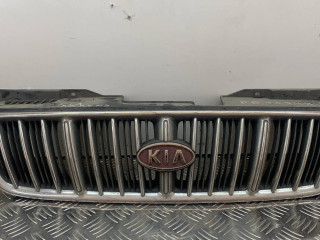 решетка радиатора Kia Carens 1 поколение 2001, 1.8 л., бензин, МКПП