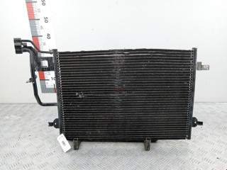радиатор кондиционера Volkswagen Passat B5 2001, 2.0 л., МКПП, универсал, 3B0260401B