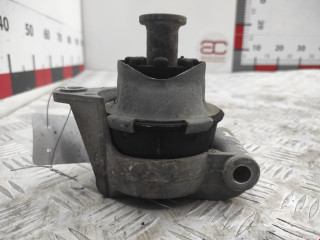 подушка крепления двигателя Opel Astra H 2006, 1.9 л., МКПП, универсал, 24427641