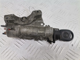 замок зажигания Audi A3 8L 1998, 1.6 л., МКПП, хетчбэк 3 дв., 4B0905851B