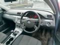 шторка багажника Volkswagen Passat B6 2008, 1.9 л., МКПП, универсал, 3C9867871J - фото №12