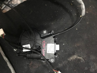 активатор замка багажника BMW 7 серия F01/F02 2010, 4.4 л., N63 B44 A, бензин, АКПП, черный, седан, 51247191213