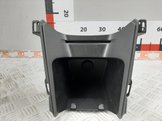 бардачок Chevrolet Equinox 2 поколение 2014, 2.4 л., АКПП, внедорожник 5 дв., 20922731