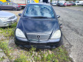 крышка двигателя передняя Mercedes-Benz A-Класс W168 1999, 1.4 л., МКПП, хетчбэк 5 дв. - фото №9