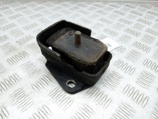 подушка крепления двигателя Mitsubishi L200 3 поколение 2003, 2.5 л., МКПП, пикап