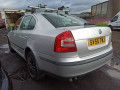 форсунка Skoda Octavia 2 поколение (A5) 2005, 1.9 л., МКПП, хетчбэк 5 дв., 038130073AG - фото №9
