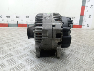 генератор Audi A4 B7 2005, 3.0 л., АКПП, универсал