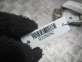 петля капота Mercedes-Benz Sprinter 1 поколение (W901-905) [рестайлинг] 2002, 2.2 л., МКПП, микроавтобус - фото №2