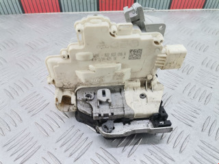замок двери передней правой Audi A4 B8/8K 2008, 2.0 л., МКПП, универсал, 8J2837016A