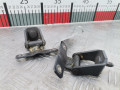 петля крышки багажника Mitsubishi Outlander 2 поколение 2008, 2.4 л., АКПП, внедорожник 5 дв., MR556091 - фото №2