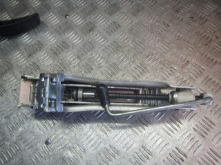 домкрат Audi A3 8L 1998, 8L0011031A