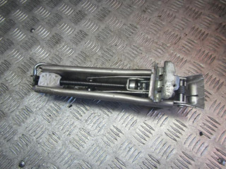 домкрат Volkswagen Polo 3 поколение 1996, 6Q0011031D