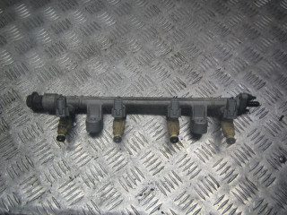 форсунка Hyundai Coupe GK 2004, 2.0 л., 9260930013