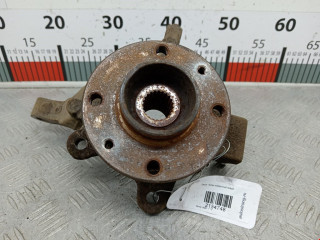 кулак поворотный левый Dacia Logan 1 поколение 2008, 1.5 л., МКПП, универсал