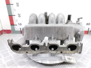 коллектор впускной Volvo S40 1 поколение [рестайлинг] 2003, 1.6 л., МКПП, универсал, 8250392