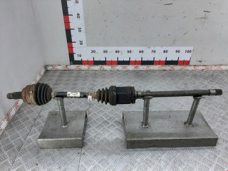 полуось передняя правая (приводной вал, ШРУС) BMW X3 E83 2005, 2.0 л., МКПП, внедорожник 5 дв., 31607529202