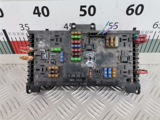 блок предохранителей Mercedes-Benz Vito W639 2005, 2.2 л., МКПП, микроавтобус, A6395450401