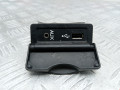 разъем AUX / USB Renault Megane 3 поколение 2009, 1.9 л., МКПП, универсал - фото №2