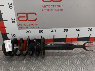 стойка амортизатора Volkswagen Passat B5 1999, 1.6 л., МКПП, универсал, 3B0413031