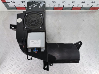 сабвуфер Audi A4 B6 2003, 2.5 л., МКПП, универсал, 8E9035382