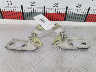 петля двери Chevrolet 2010, 2.0 л., МКПП, седан, 13501712