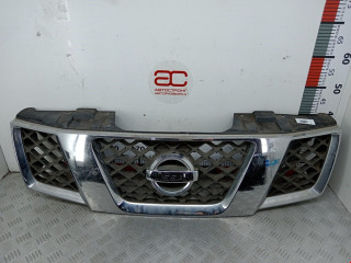 решетка радиатора Nissan Navara D40 2008, 2.5 л., МКПП, пикап