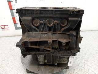 блок цилиндров Renault Scenic 1 поколение [рестайлинг] 2002, 1.8 л., МКПП