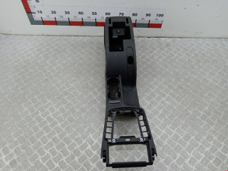 консоль салона Skoda Superb 2 поколение 2010, 2.0 л., МКПП, хетчбэк 5 дв., 3T0863241D