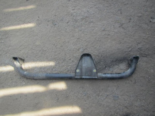 балка под радиатор Audi 100 4A/C4 1994, 2.0 л., МКПП, седан, 4A0199519H