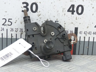 замок капота Ford Focus 2 поколение 2005, 1.8 л., МКПП, универсал, 4895285