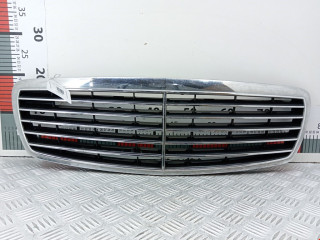 решетка радиатора Mercedes-Benz E-Класс W211/S211 2003, 2.2 л., АКПП, седан, A21188005839040