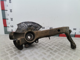 ступица передняя правая Audi A6 4B/C5 1999, 2.4 л., МКПП, универсал, 8D0407258AM