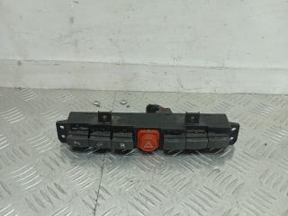 кнопка аварийной сигнализации Opel Antara 1 поколение 2006, 2.0 л., дизель, МКПП, внедорожник 5 дв., 96673013