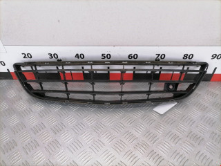 заглушка (решетка) в бампер Opel Corsa D 2007, 1.0 л., МКПП, хетчбэк 3 дв., 13231589