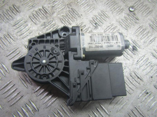 моторчик стеклоподъемника задний правый Volkswagen Passat B5 1998, 3B9839752BF
