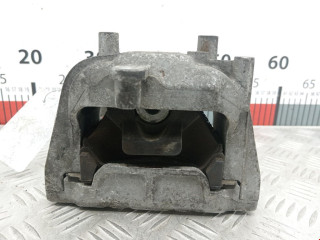 подушка крепления двигателя Volkswagen Passat CC 1 поколение 2009, 2.0 л., МКПП, седан, 3C0199555AE