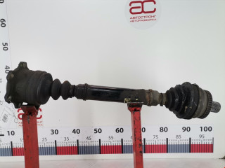полуось передняя правая (приводной вал, ШРУС) Audi A4 B5 1996, 2.6 л., АКПП, универсал, 8D0407452GX