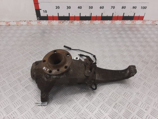 кулак поворотный правый BMW 5 серия F07/F10/F11 2012, 2.0 л., МКПП, седан, 31216775770