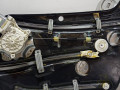 стеклоподъемник передний правый Chrysler Sebring 3 поколение 2009, 2.0 л., дизель, МКПП, кабриолет - фото №3