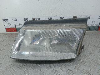 фара левая Volkswagen Passat B5 1996, 1.6 л., МКПП, седан, 3B0941017K