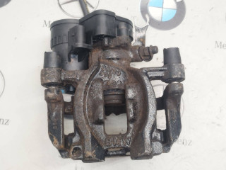 суппорт задний правый BMW X1 F48 2018, 2.0 л., бензин