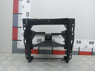 подстаканник Volkswagen Golf 4 поколение 1997, 1.6 л., МКПП, хетчбэк 5 дв., 1J0858601D