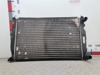 радиатор (основной) Volkswagen Passat B5 2000, 1.6 л., МКПП, седан