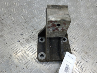 подушка крепления двигателя IVECO EuroCargo 2 поколение 2004, 3.9 л., МКПП